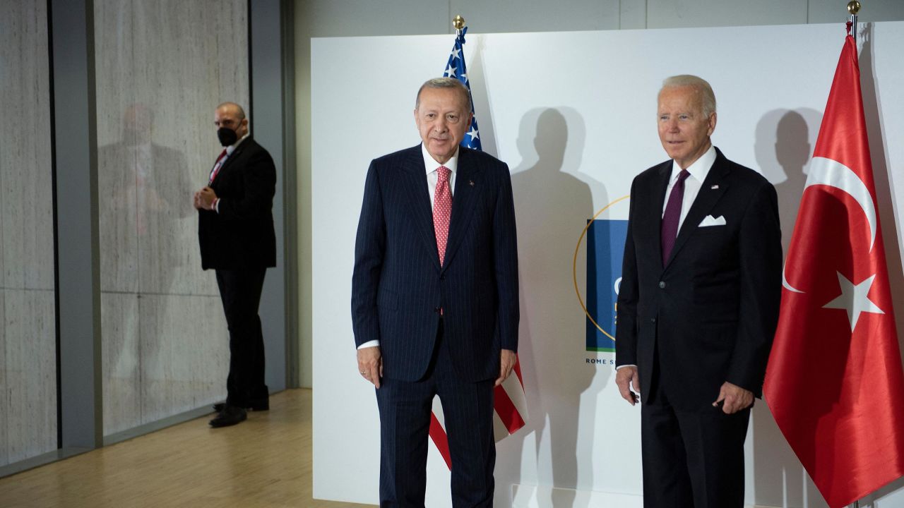 ANÁLISIS | Los comentarios de Biden y Erdogan amenazan con eclipsar la cumbre de la OTAN… y ayudar a Putin