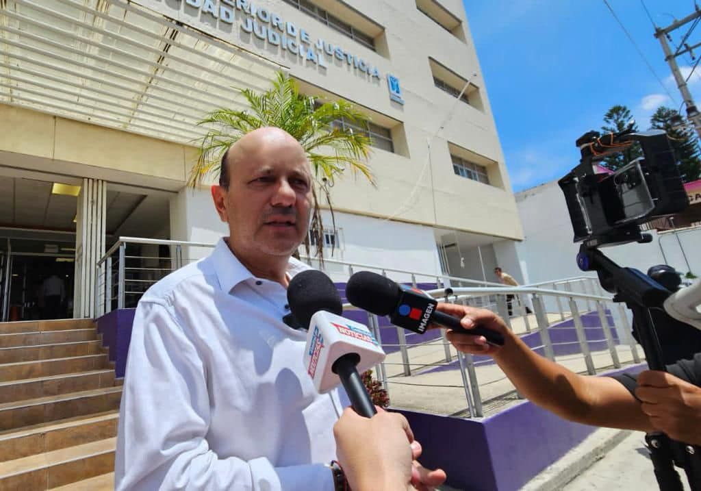 Acusado por amenaza de muerte a periodista, alcalde de Cuautla acusa persecución política