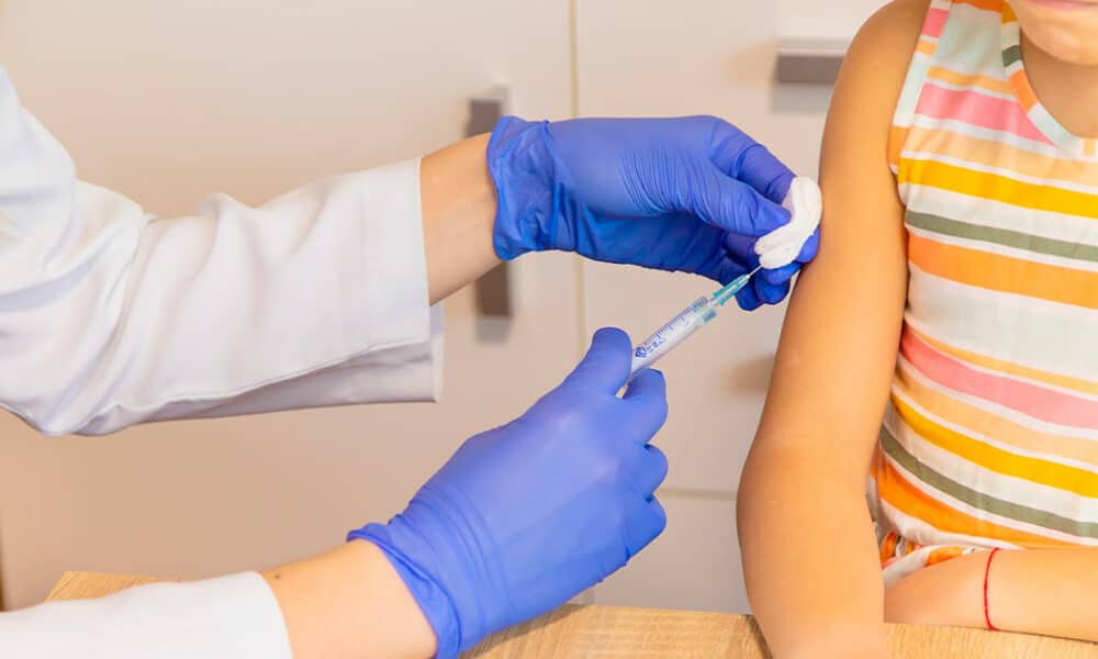 España amplía la vacunación antigripal a niños sanos de 6 meses a 5 años