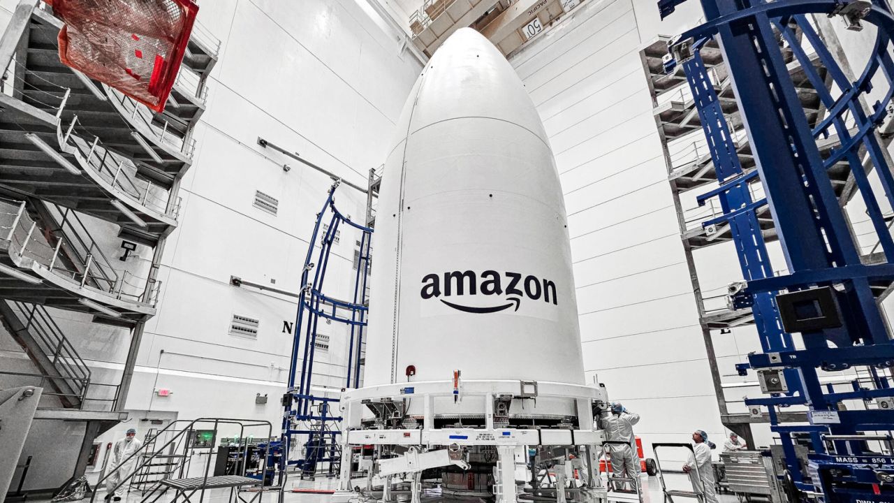 Amazon lanza los primeros satélites del Proyecto Kuiper con el objetivo de crear una megaconstelación (y competir con SpaceX)
