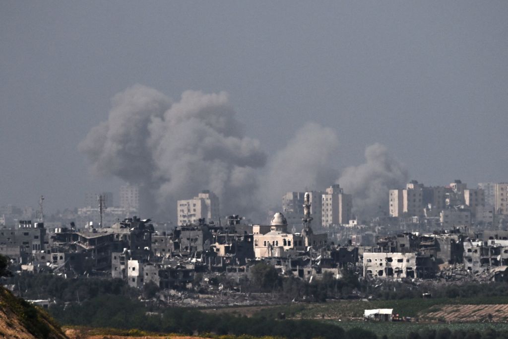 Reportan múltiples ataques aéreos sobre Gaza