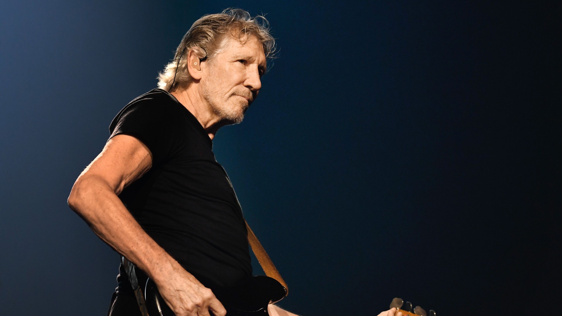 Comunidad Judía de Chile pide impedir que el músico Roger Waters incite “al odio y al antisemitismo”