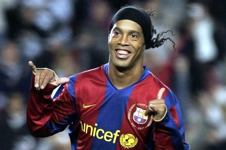 ¿Por qué suspendieron el partido de Ronaldinho?
