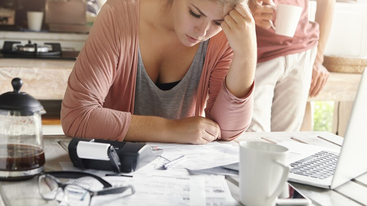 Salud mental: consejos para sobrellevar el estrés financiero