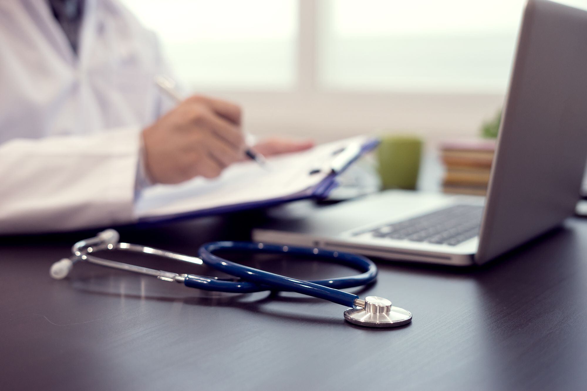 “Profunda preocupación”: el fuerte diagnóstico de siete sociedades científicas de cardiología sobre la crisis del sistema de salud